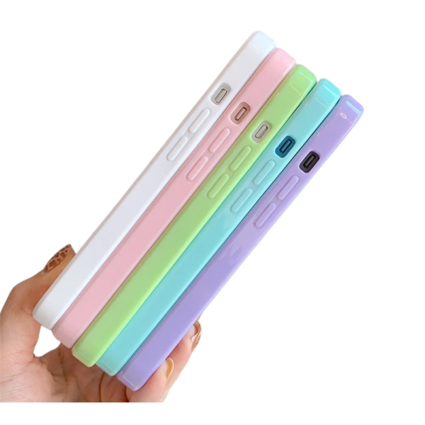 Case de Iphone con parachoques de silicona - Image 2